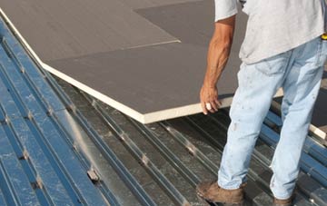 benefits of insulating Gwernaffield flat roofing